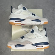 Jordan 4 Retro SB Navy 11 (Pre-Owned) - front