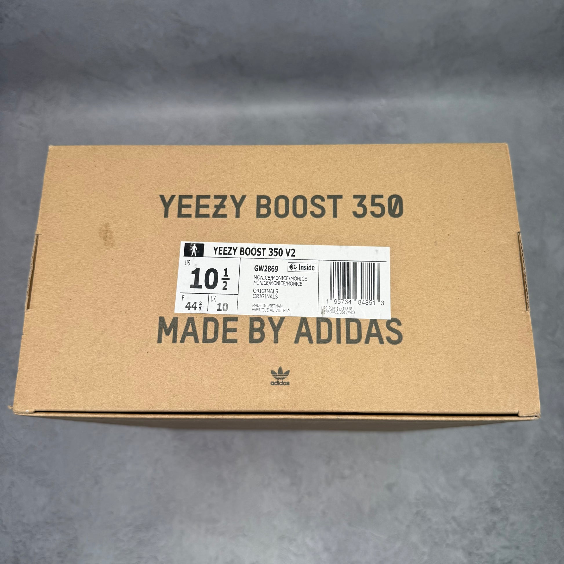 adidas Yeezy Boost 350 V2 Mono Ice *pre-owned* SIZE 9.5