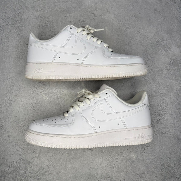 Nike Air Force 1 Low '07 White *pre - owned* SIZE 10.5 - Kicks Collective PA - Nike - 315122-111/CW2288-111 - Men's Shoes - 10.5M/12W - Pre - Owned - No Box