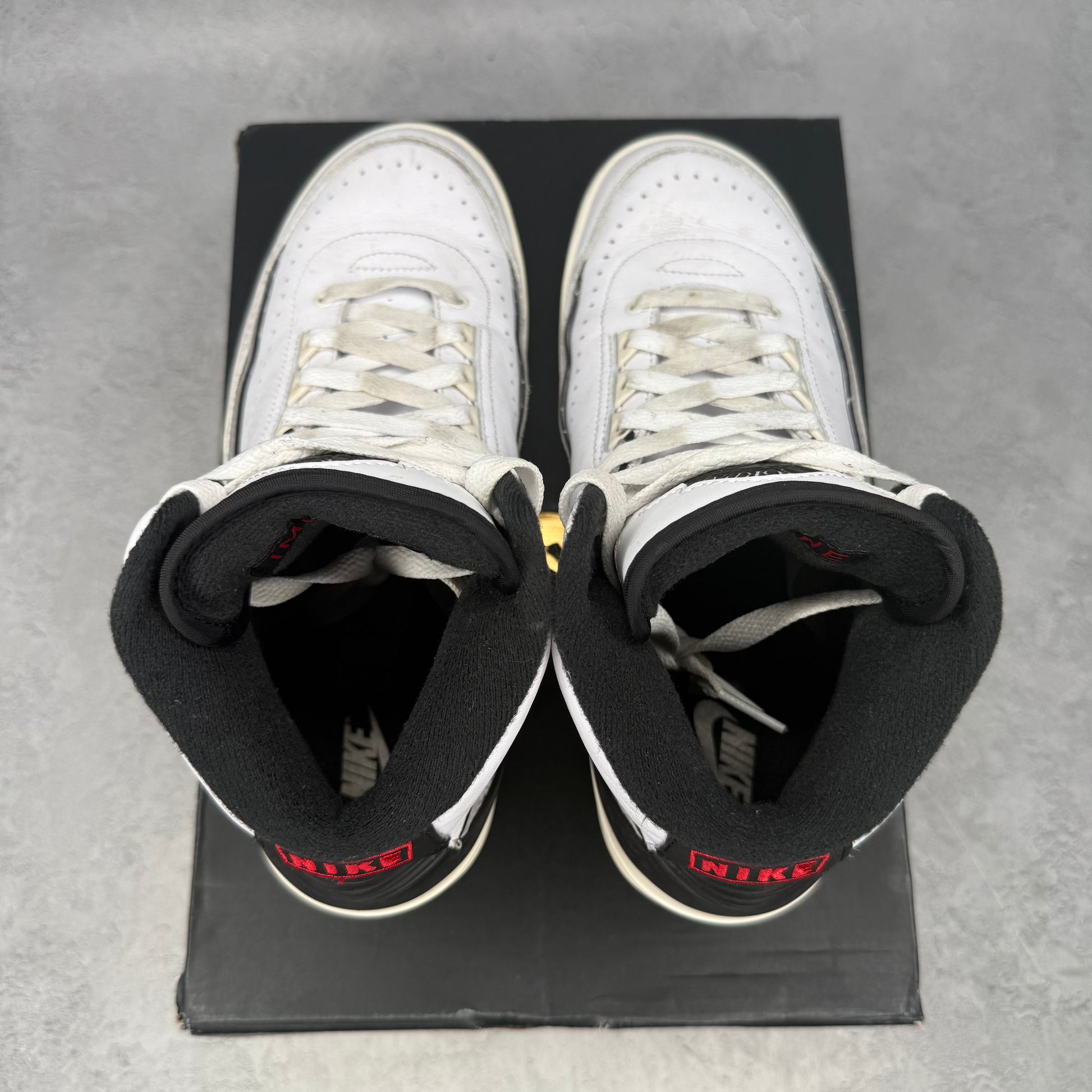 Jordan 2 Retro Python (GS) *pre-owned* SIZE 7Y