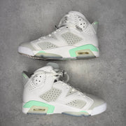Jordan 6 Retro Mint Foam (Women's) *pre-owned* SIZE 9