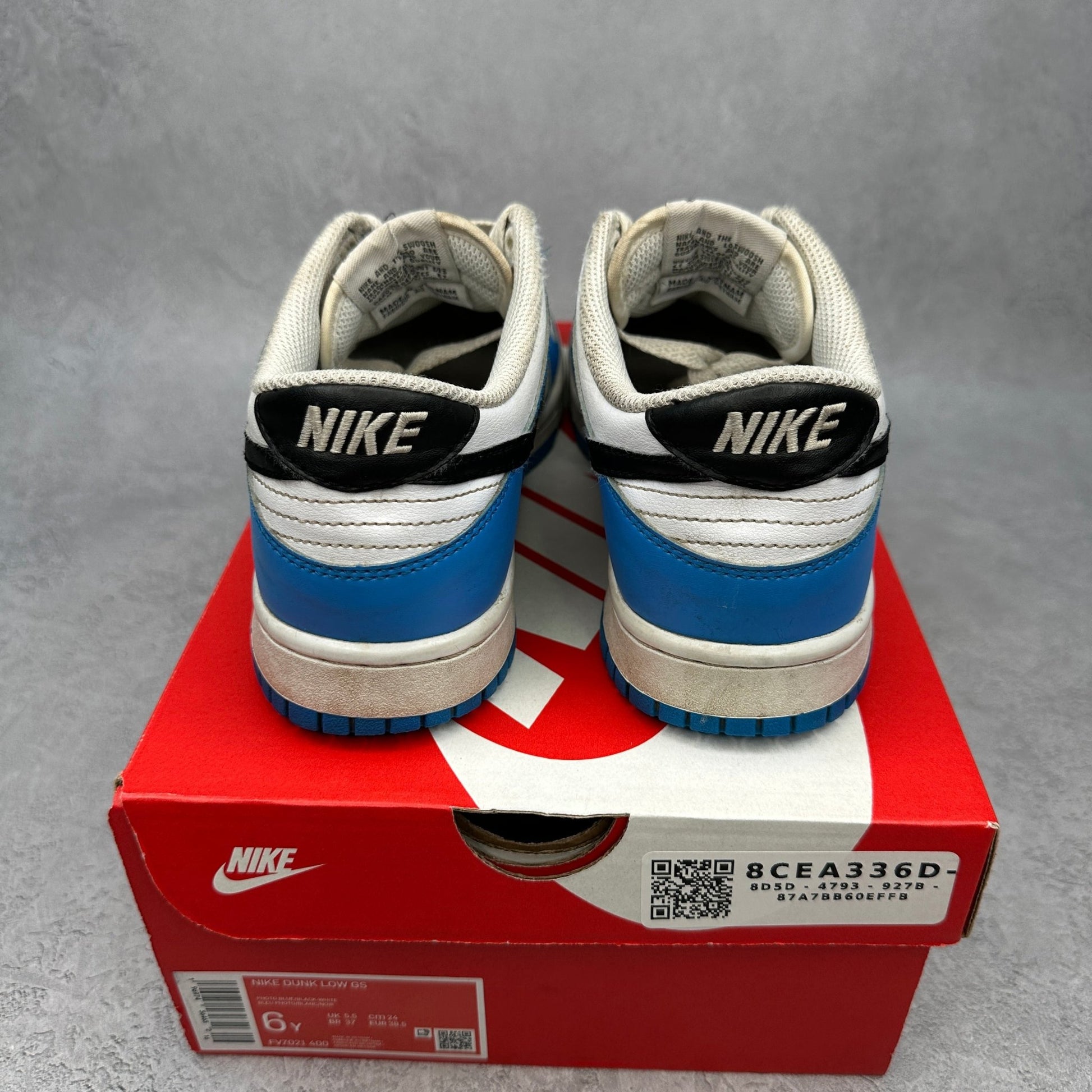 Nike Dunk Low Photo Blue (GS) *pre - owned* SIZE 6Y - Kicks Collective PA - Nike - FV7021 - 400 - Kid's Shoes - 6Y - Pre - Owned