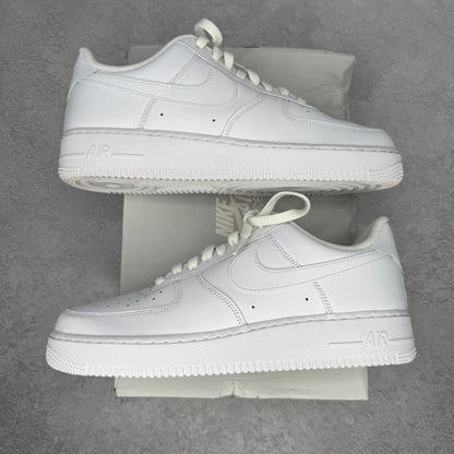 Nike Air Force 1 Low '07 White *pre - owned* SIZE 10 - Kicks Collective PA - Nike - 315122-111/CW2288-111 - Men's Shoes - 10M/11.5W - Pre - Owned