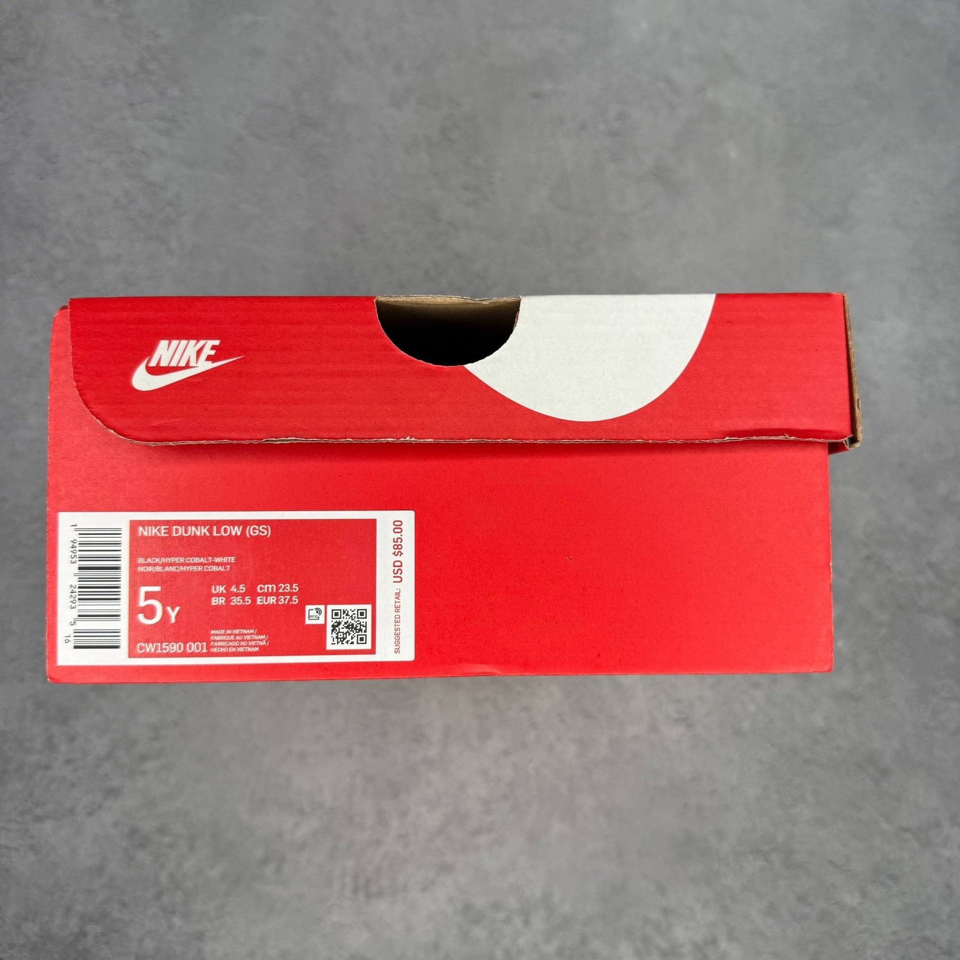 Nike Dunk Low Retro Hyper Cobalt (GS) *pre - owned* SIZE 5Y - Kicks Collective PA - Nike - CW1590-001 - Kid's Shoes - 5Y - Pre - Owned