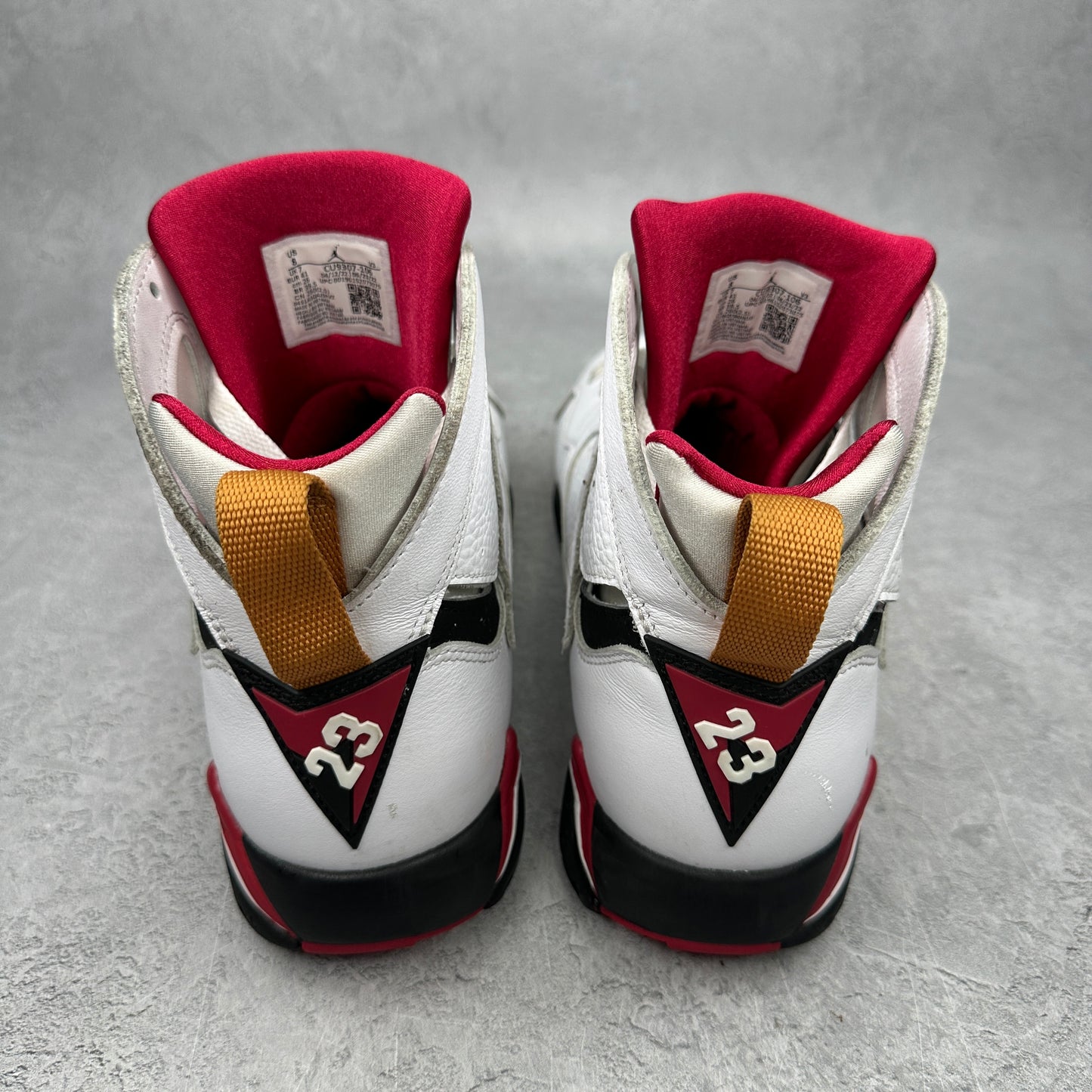Jordan 7 Retro Cardinal (2022) *pre-owned* SIZE 8