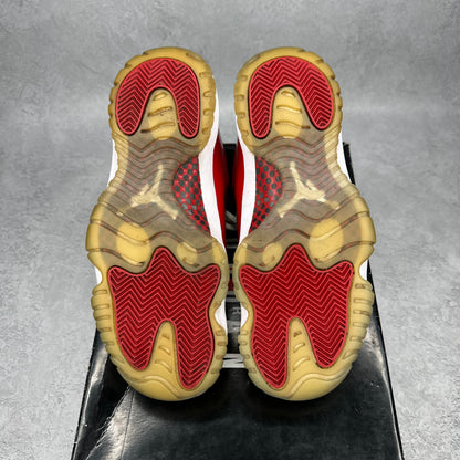 Jordan 11 Retro Cherry (2022) *pre-owned* SIZE 7.5