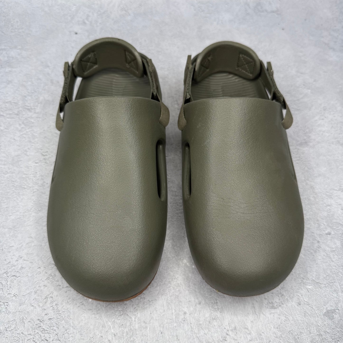 Nike Calm Mule Medium Olive Gum Medium Brown *pre-owned* SIZE 8