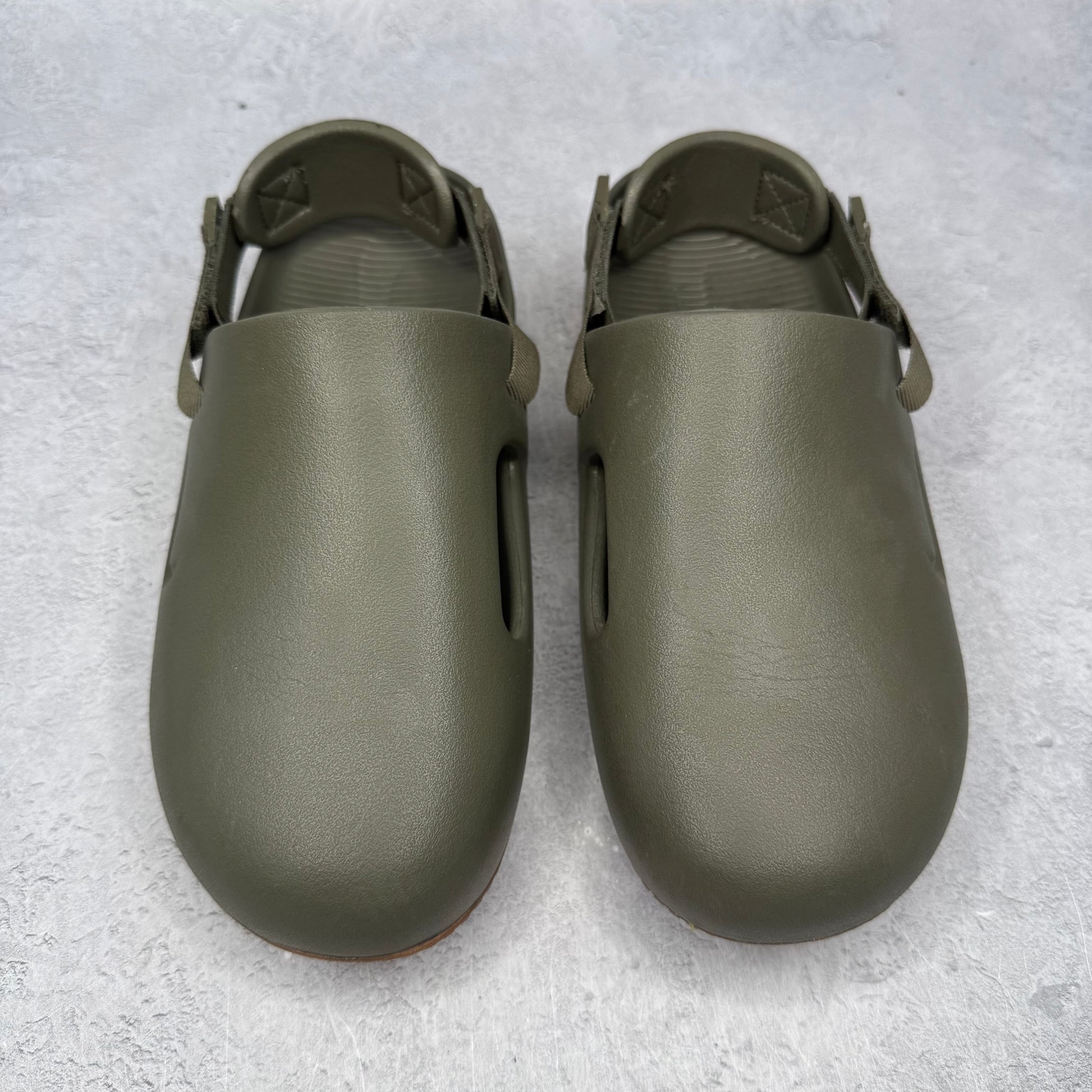 Nike Calm Mule Medium Olive Gum Medium Brown *pre-owned* SIZE 8