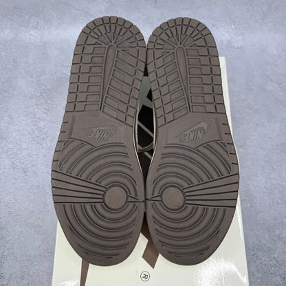 Jordan 1 Retro Low OG SP Travis Scott Reverse Mocha *pre - owned* SIZE 11 - Kicks Collective PA - Jordan - DM7866-162 - Men's Shoes - 11M/12.5W - Pre - Owned