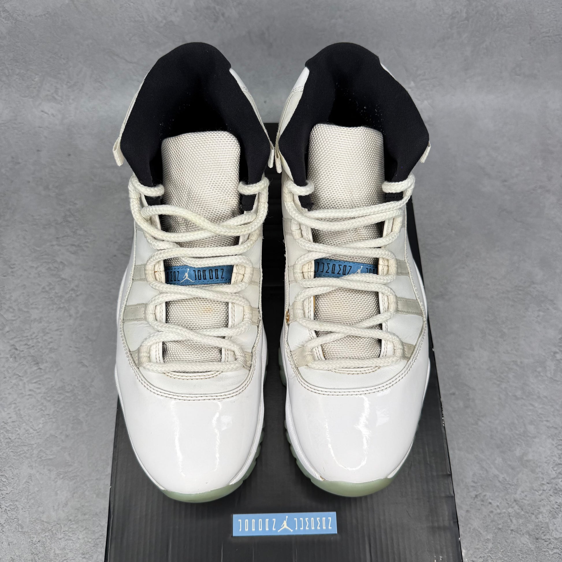 Jordan 11 Retro Legend Blue (2014) *pre-owned* SIZE 10