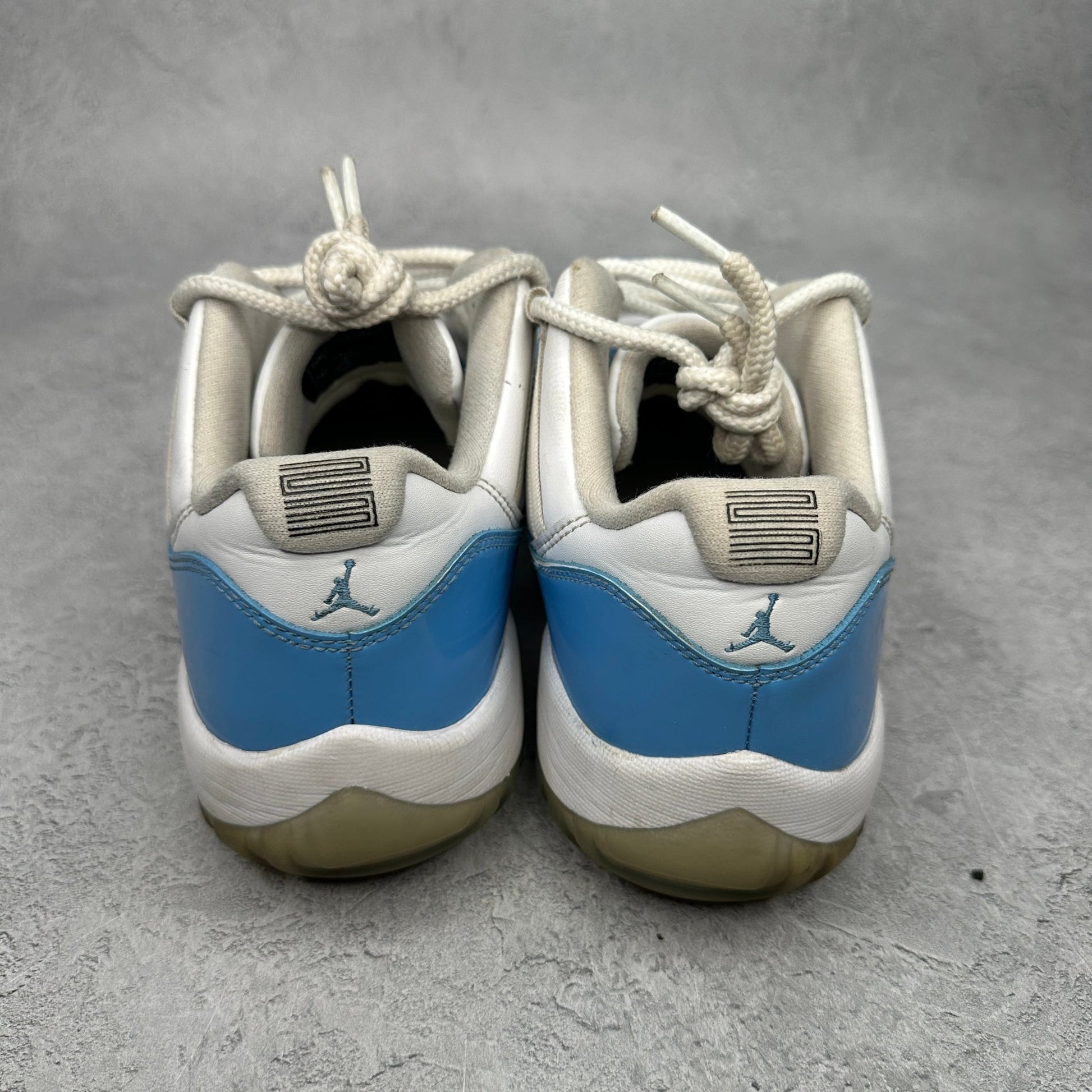 Jordan 11 Retro Low University Blue (2017) NO INSOLES *pre - owned* SIZE 10 - Kicks Collective PA - Jordan - 528895 - 106 - Men's Shoes - 10M/11.5W - Pre - Owned
