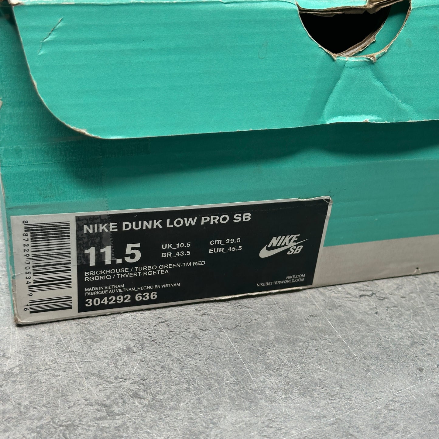 Nike SB Dunk Low Brickhouse Turbo Green *pre-owned* SIZE 11.5