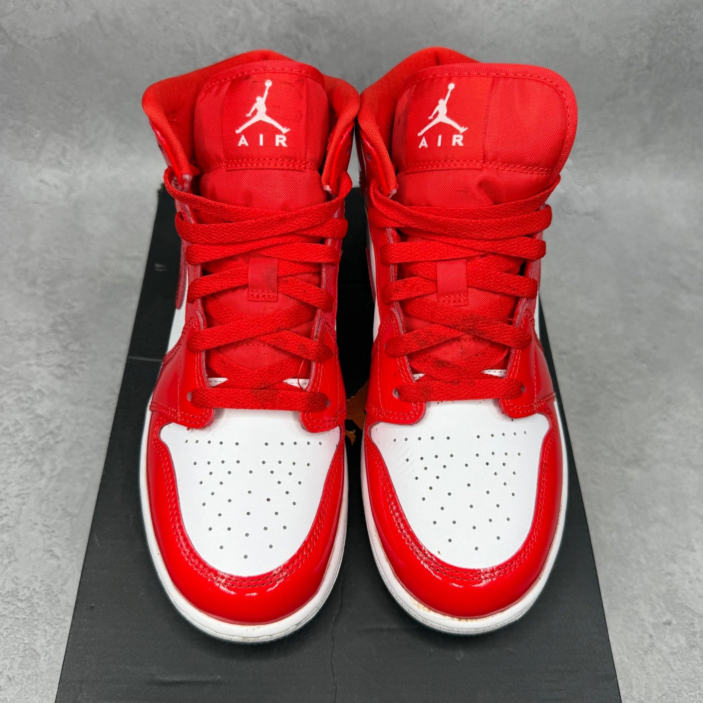 Jordan 1 Mid Barcelona Sweater Red Patent (GS) *pre - owned* SIZE 6.5Y - Kicks Collective PA - Jordan - DC7248-600 - Kid's Shoes - 6.5Y - Pre - Owned