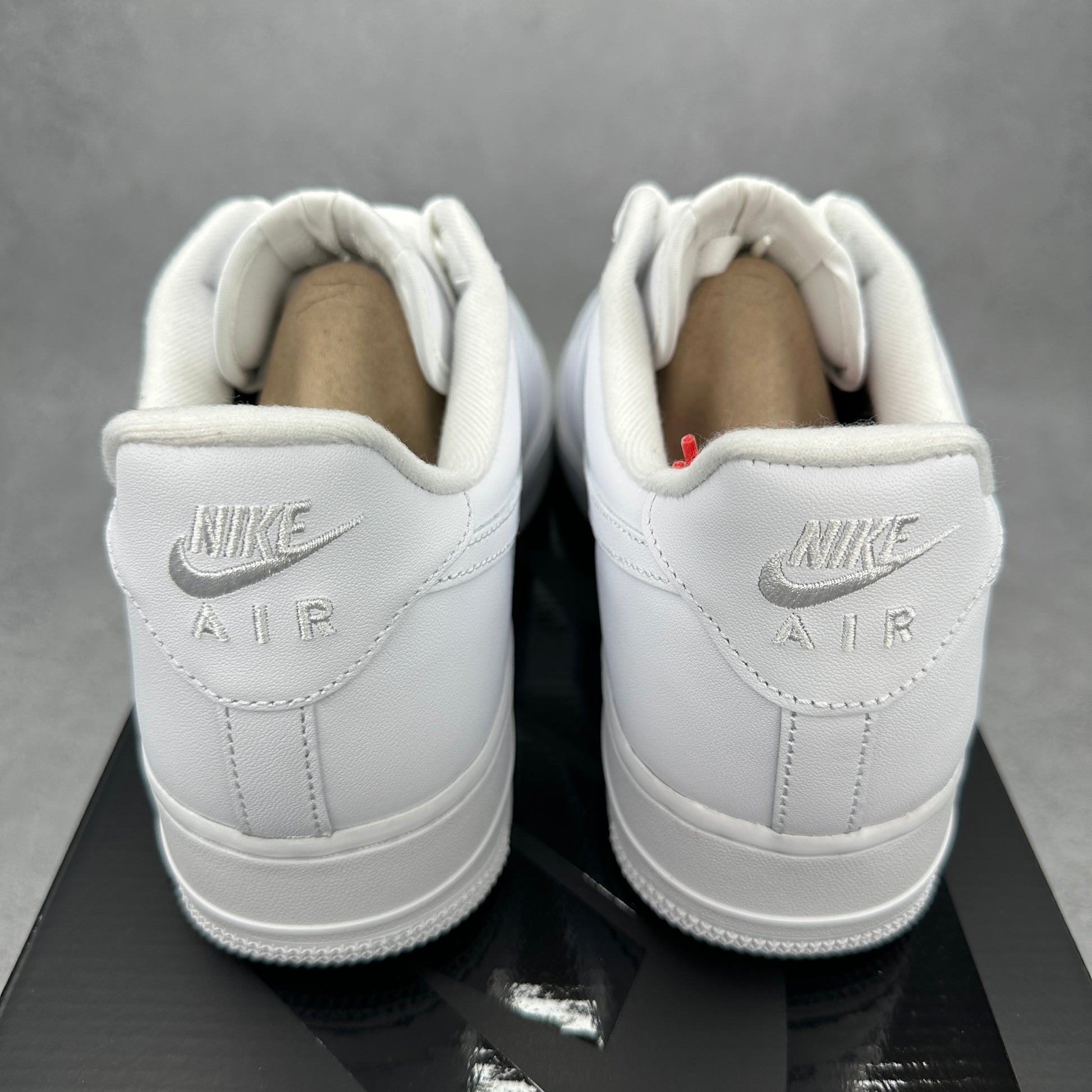 Nike Air Force 1 Low Supreme White