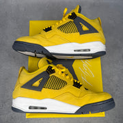 Jordan 4 Retro Lightning (2021) pre-owned size 12