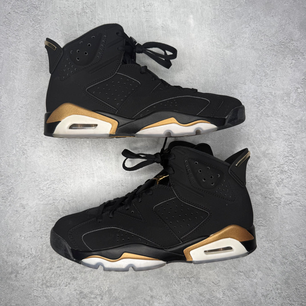 Jordan 6 Retro DMP (2020) *pre-owned* SIZE 8