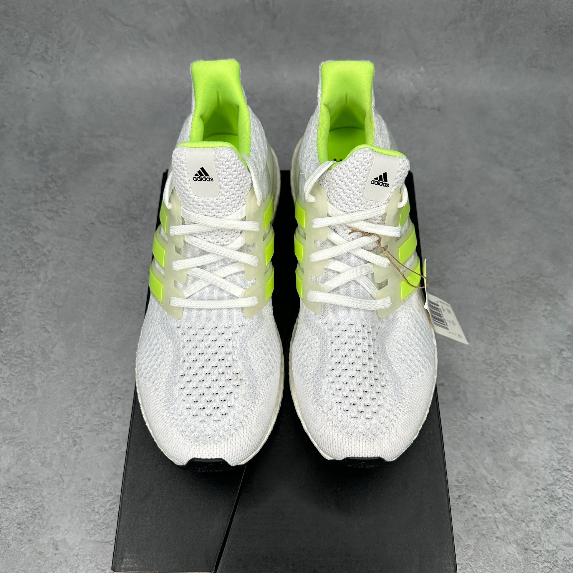 adidas Ultra Boost 5.0 DNA Cloud White Signal Green
