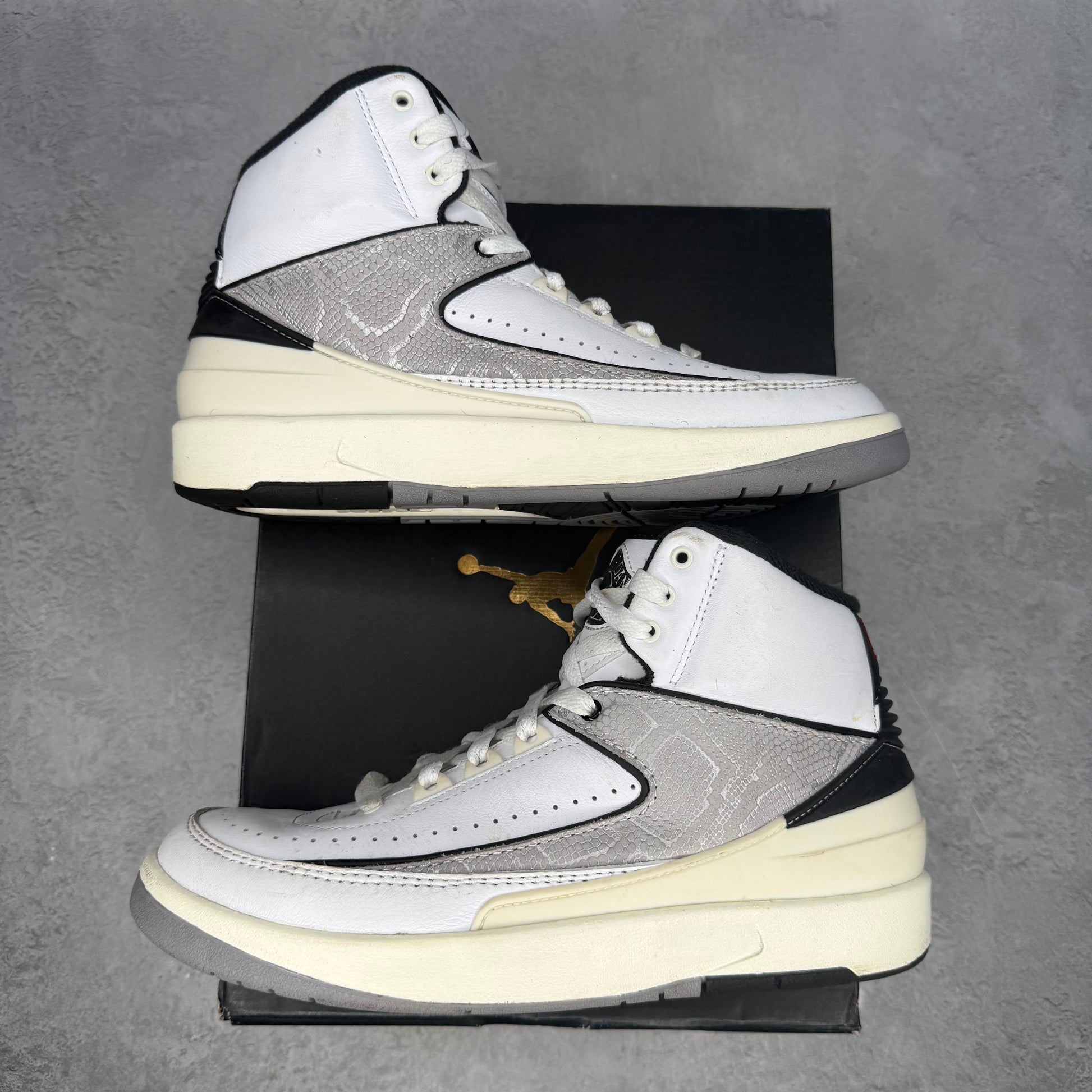 Jordan 2 Retro Python (GS) *pre-owned* SIZE 7Y