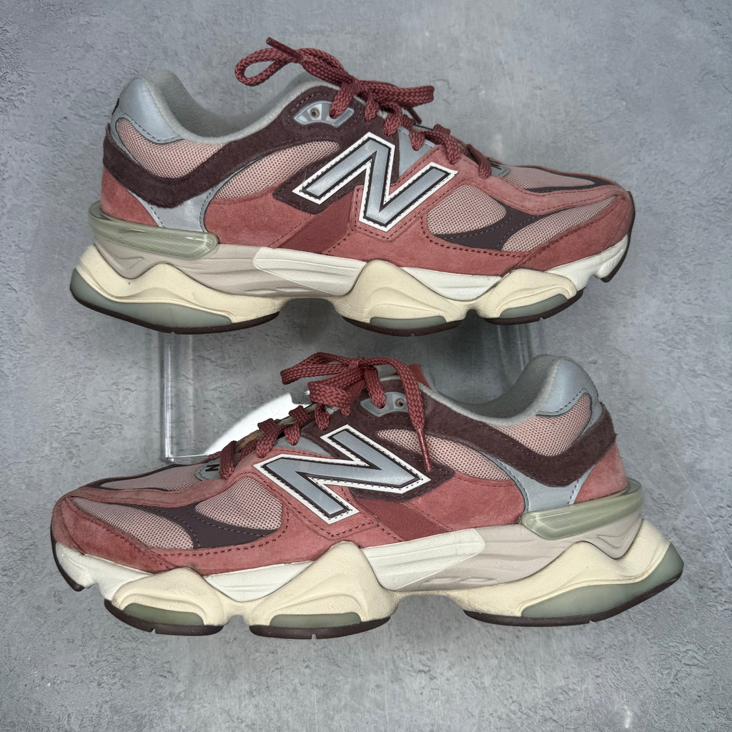 New Balance 9060 Cherry Blossom *pre-owned* SIZE 9.5