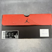 Jordan 12 Retro Black Taxi *pre-owned* SIZE 13