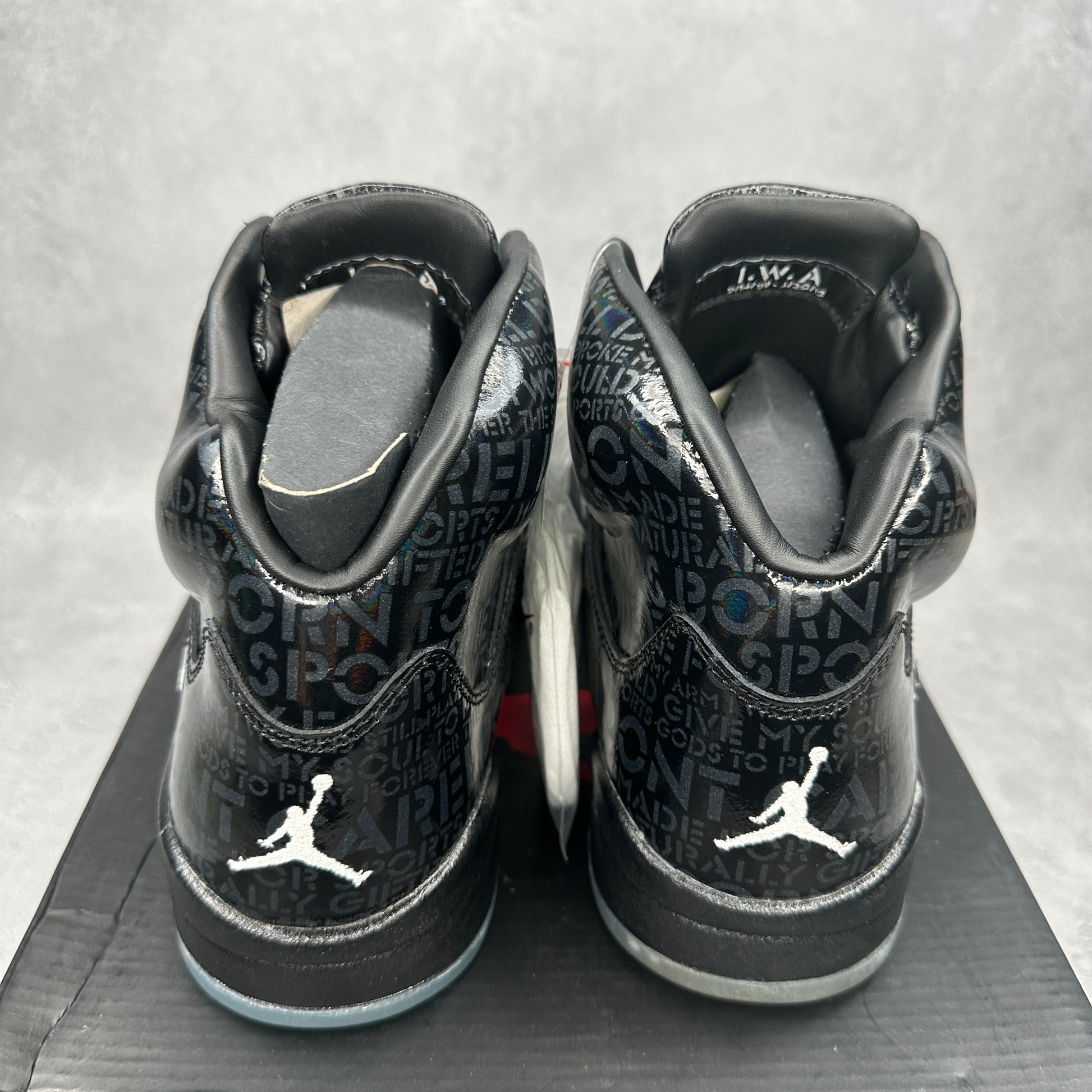 Jordan 5 Retro Doernbecher