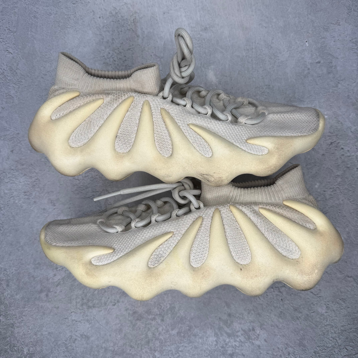 adidas Yeezy 450 Cloud White pre-owned size 9.5