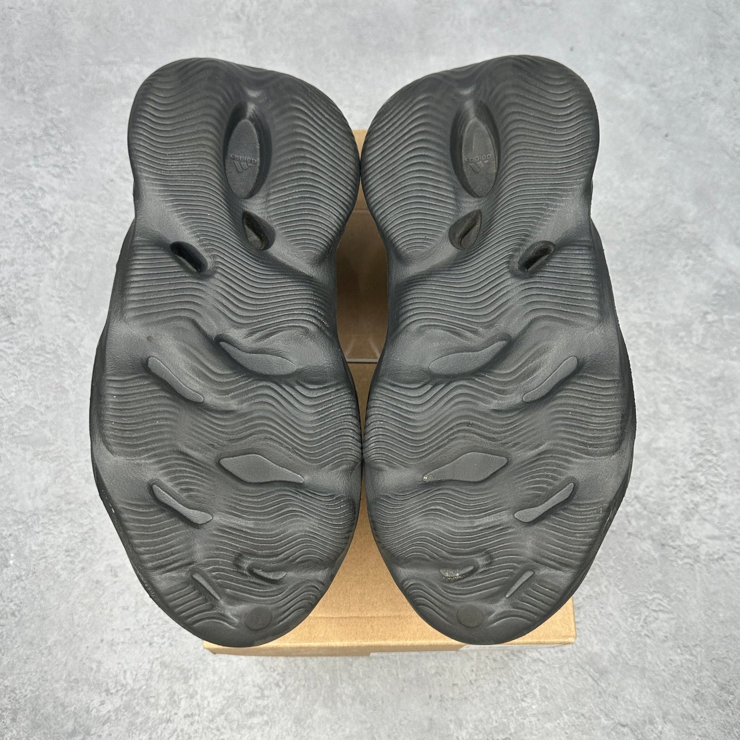 adidas Yeezy Foam RNR Onyx *pre - owned* SIZE 9 - Kicks Collective PA - adidas - HP8739 - Men's Shoes - 9M/10.5W - Pre - Owned - Replacement Box