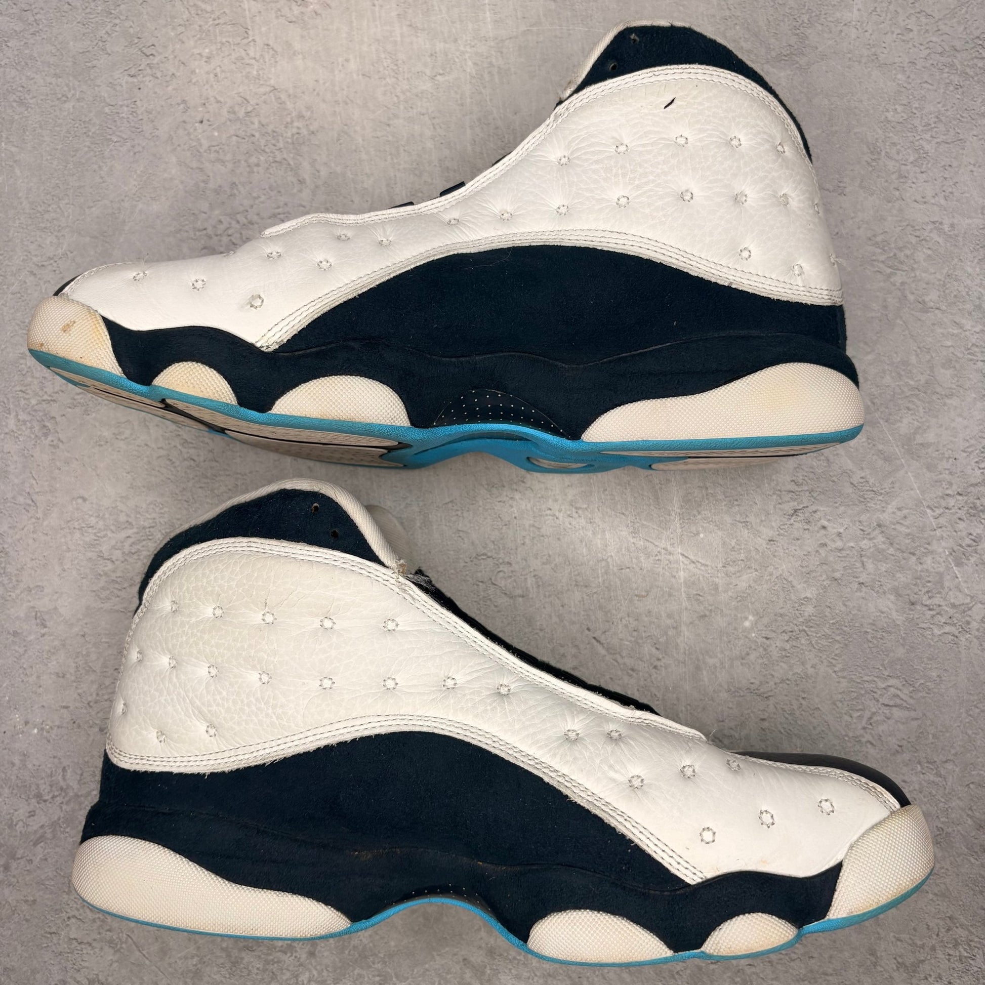 Jordan 13 Retro Obsidian Powder Blue White *pre - owned* SIZE 11 - Kicks Collective PA - Jordan - 414571-144 - Men's Shoes - 11M/12.5W - Pre - Owned - No Box