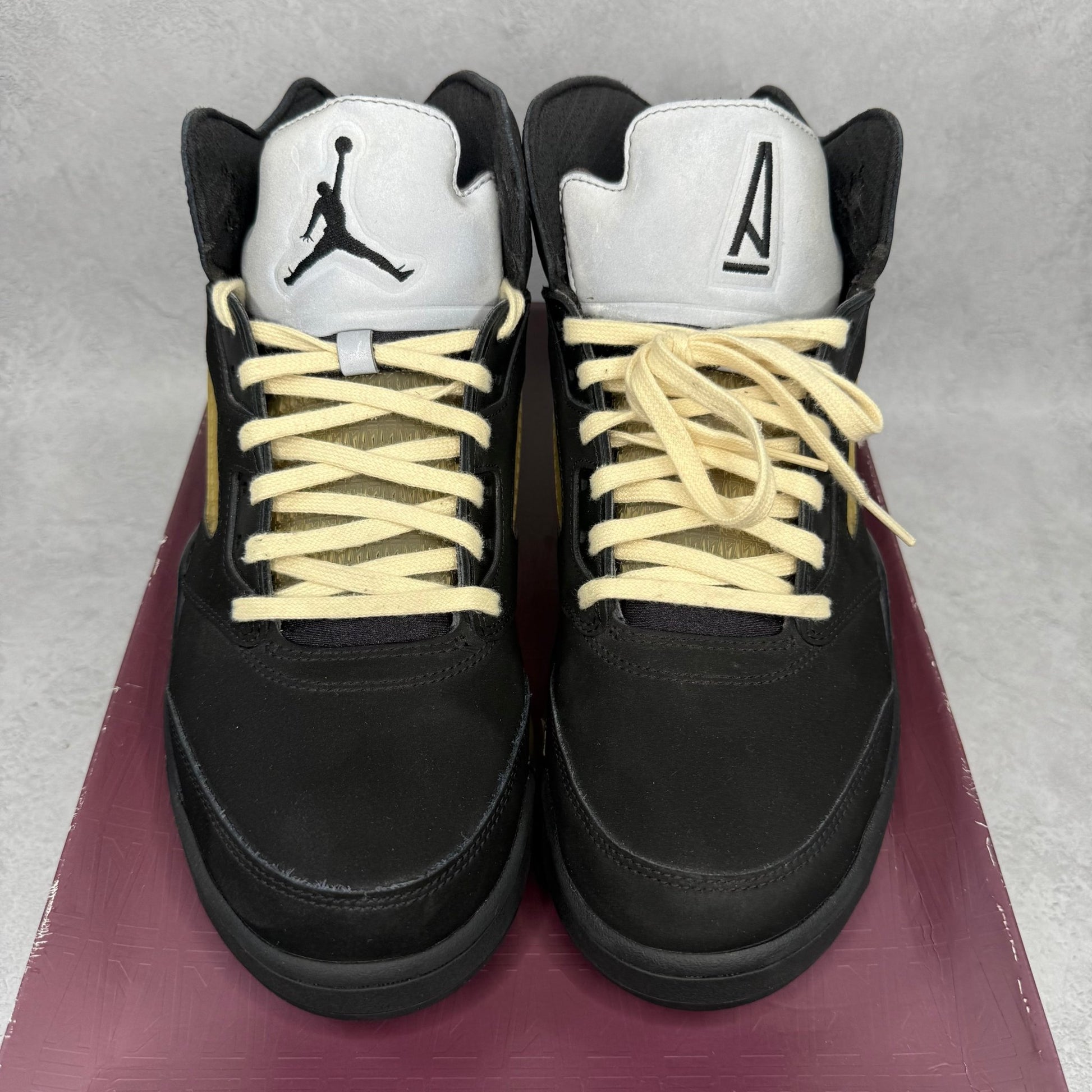 Jordan 5 Retro A Ma Maniére Dusk *pre - owned* SIZE 11 - Kicks Collective PA - Jordan - FD1330 - 001 - Men's Shoes - 11M/12.5W - Pre - Owned