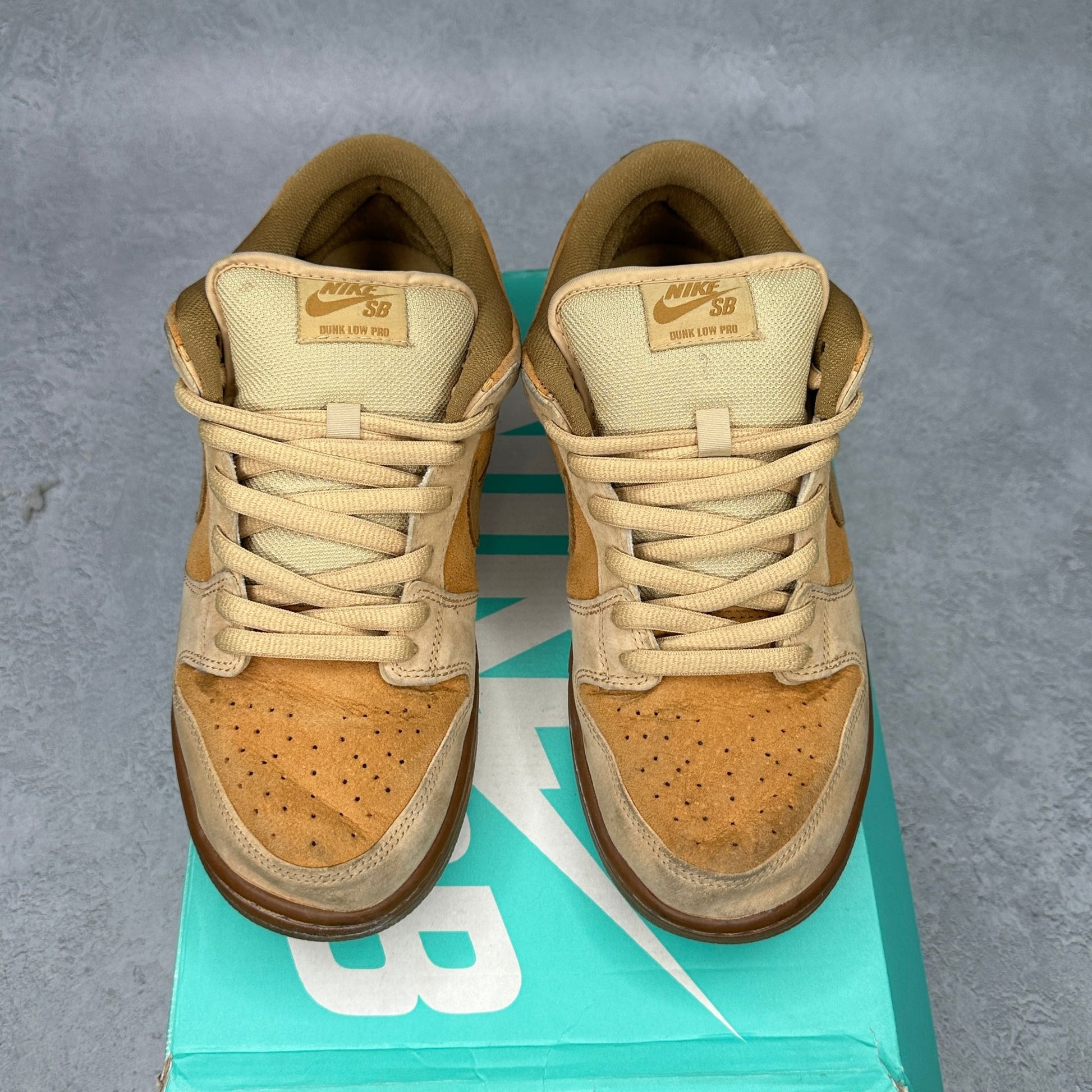 Nike SB Dunk Low Wheat (2017) *pre - owned* SIZE 9.5 - Kicks Collective PA - Nike - 883232-700 - Men's Shoes - 9.5M/11W - Pre - Owned