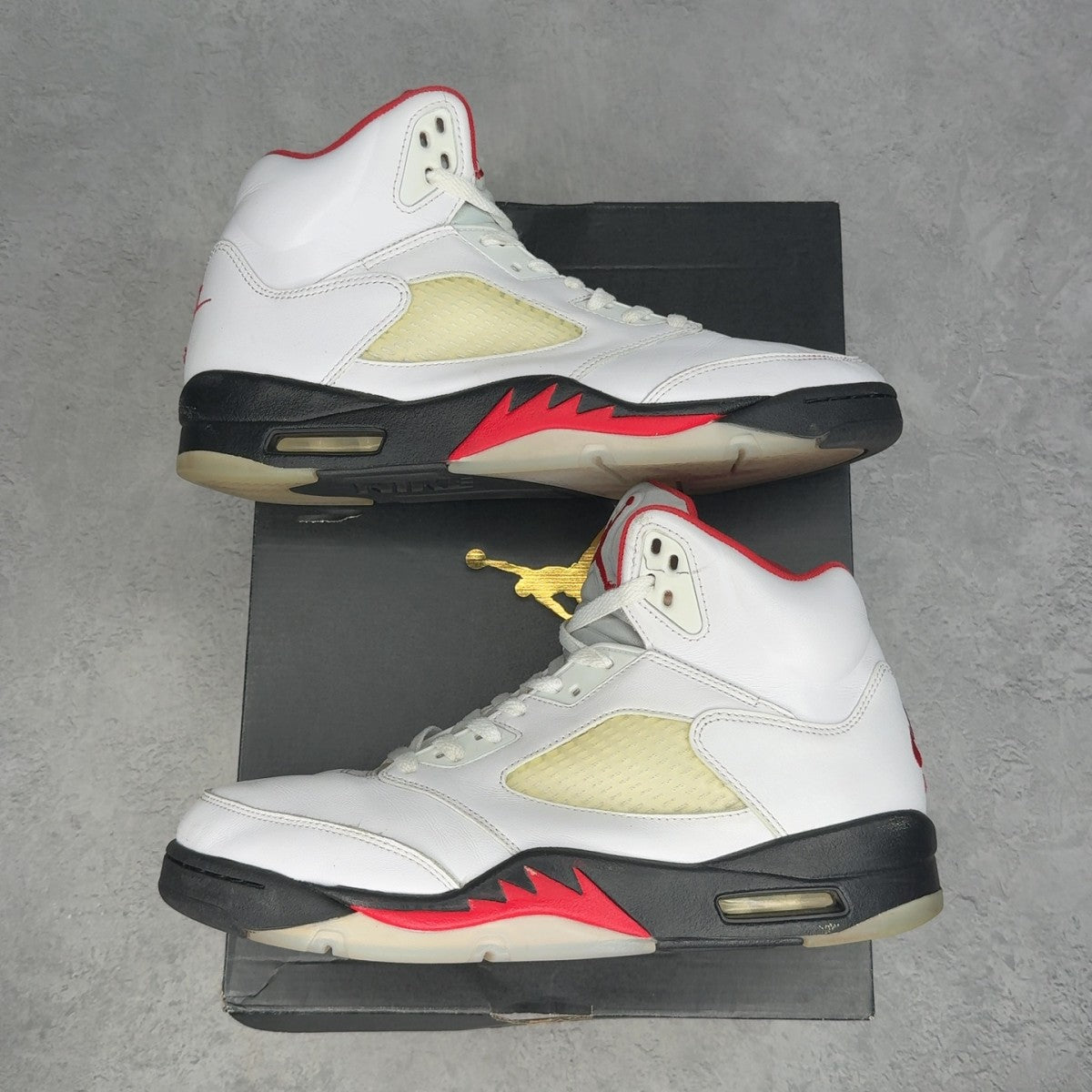 Jordan 5 Retro Fire Red Silver Tongue (2020) - Image 1
