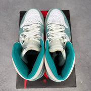 Jordan 1 Retro High Turbo Green *pre-owned* SIZE 11