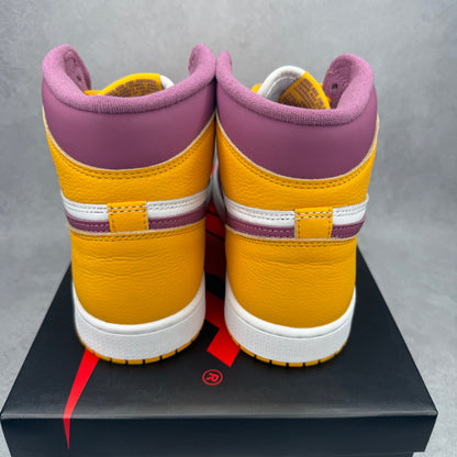 Jordan 1 Retro High OG Brotherhood *pre-owned* SIZE 9