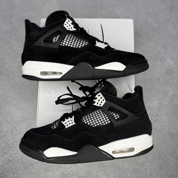 Jordan 4 Retro White Thunder *pre - owned* SIZE 10.5 - Kicks Collective PA - Jordan - FQ8138-001 - Men's Shoes - 10.5M/12W - Pre - Owned - Original Box (Damaged)