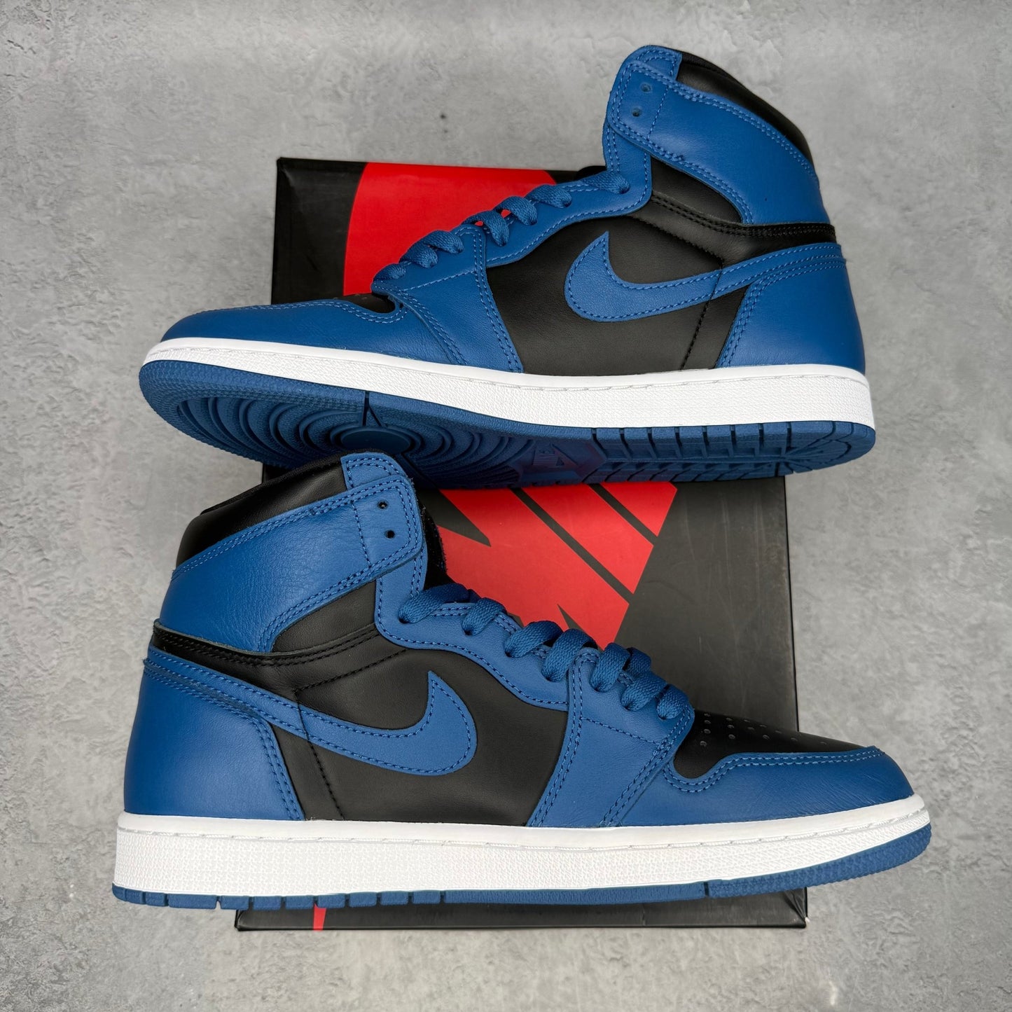 Jordan 1 High Dark Marina Blue *pre - owned* SIZE 10 - Kicks Collective PA - Jordan - 555088-404 - Men's Shoes - 10M/11.5W - Pre - Owned - No Box