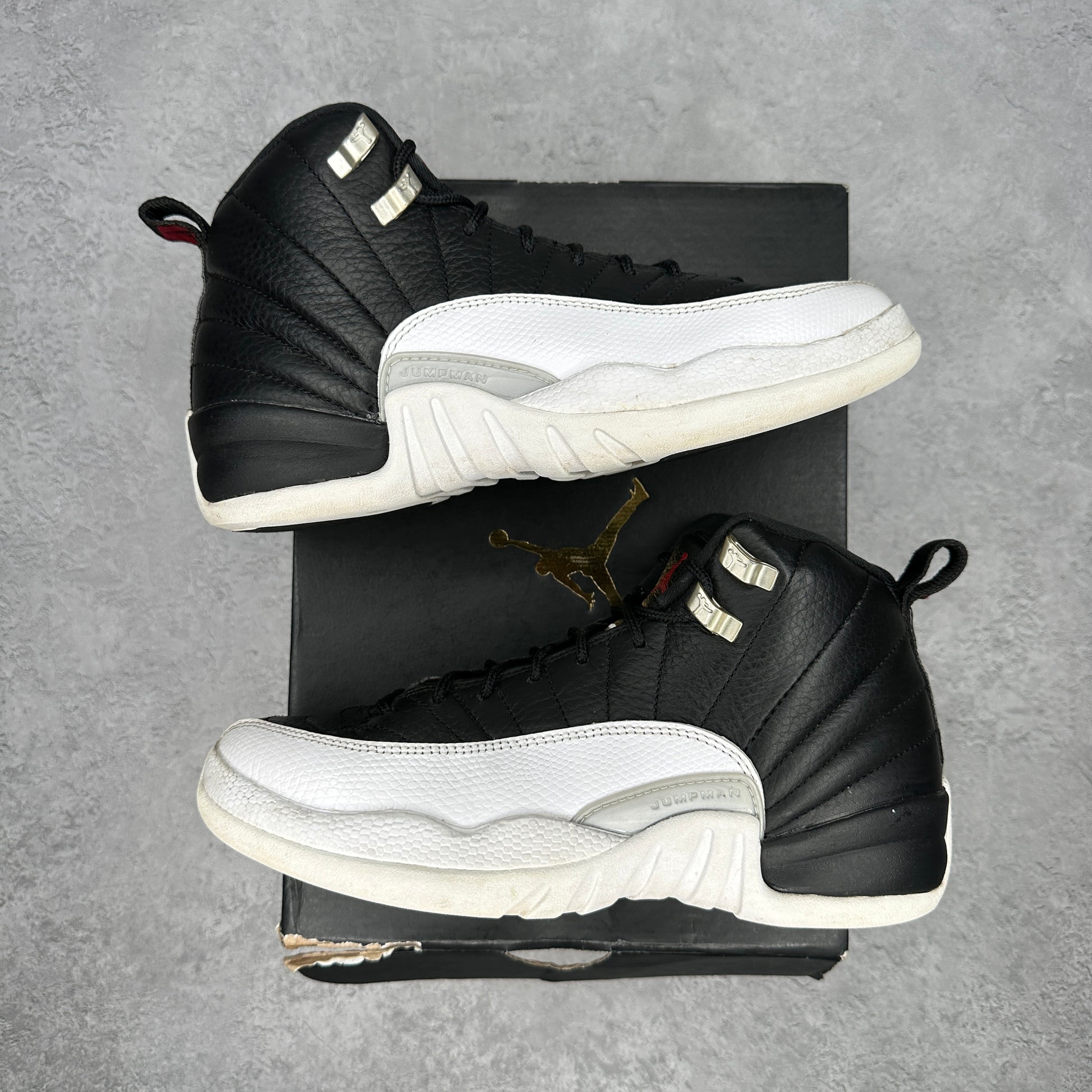 Jordan 12 Retro Playoffs (2022) (GS) *pre-owned* SIZE 6.5Y