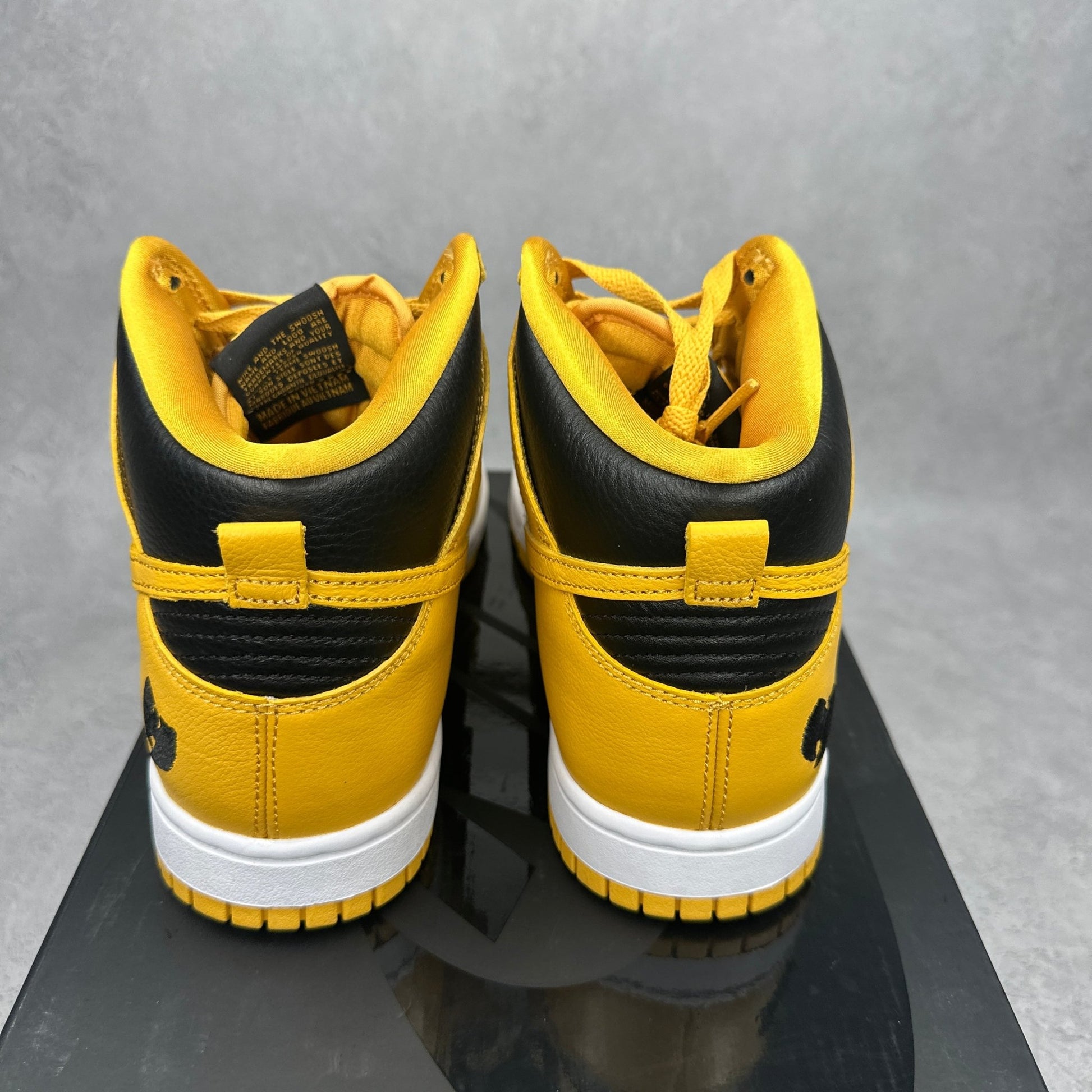 Nike Dunk High Wu - Tang (2024) - Kicks Collective PA - Nike - HJ4320 - 001 - Men's Shoes - 8M/9.5W - Brand New
