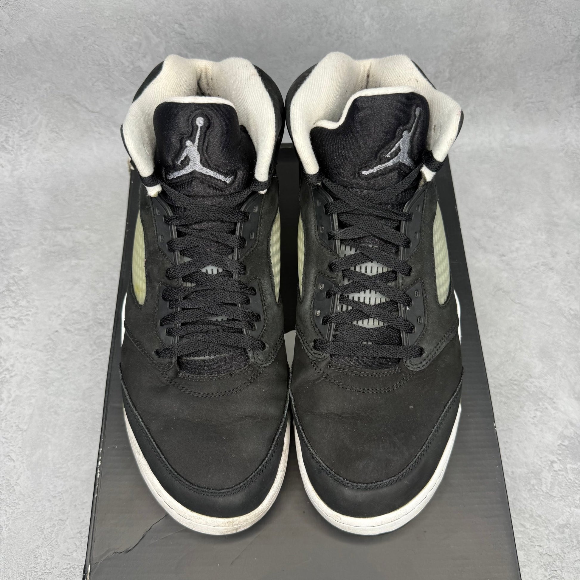 Jordan 5 Retro Moonlight (2021) *pre - owned* SIZE 11 - Kicks Collective PA - Jordan - CT4838-011 - Men's Shoes - 11M/12.5W - Pre - Owned