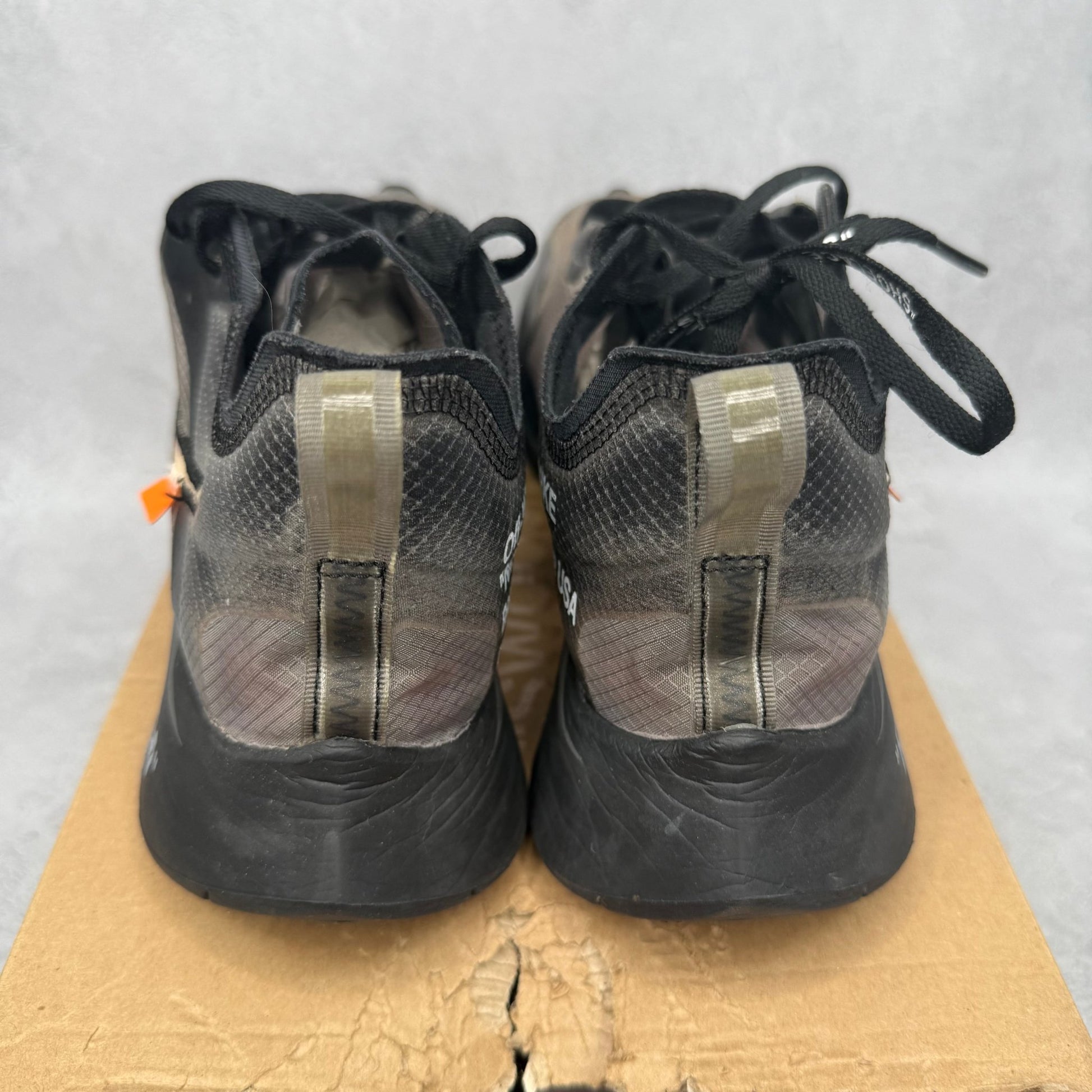 Nike Zoom Fly Off - White Black Silver *pre - owned* SIZE 10 - Kicks Collective PA - Nike - AJ4588-001 - Men's Shoes - 10M/11.5W - Pre - Owned