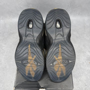 Reebok Question Mid Black Gold *pre-owned* SIZE 8.5