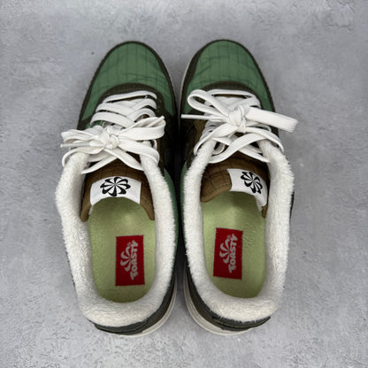 Nike Air Force 1 '07 LX Low Toasty Oil Green *pre-owned* SIZE 9.5