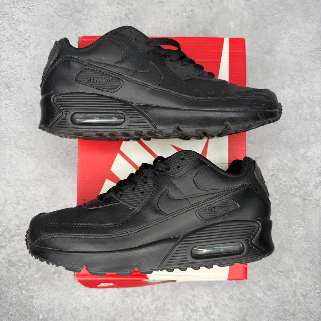 Nike Air Max 90 Recraft Triple Black (GS) *pre-owned* SIZE 6Y