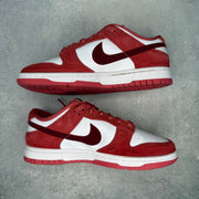 Nike Dunk Low Valentine's Day (2024) (Women's) pre-owned size 7.5W