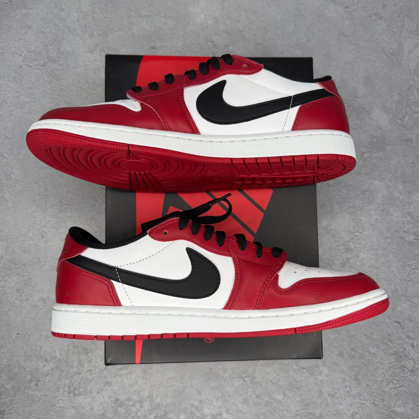 Jordan 1 Retro Low OG Chicago (2025) *pre - owned* SIZE 10 - Kicks Collective PA - Jordan - HQ6998-600 - Men's Shoes - 10M/11.5W - Pre - Owned