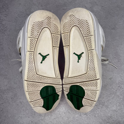 Jordan 4 Retro Metallic Green *pre-owned* SIZE 9.5