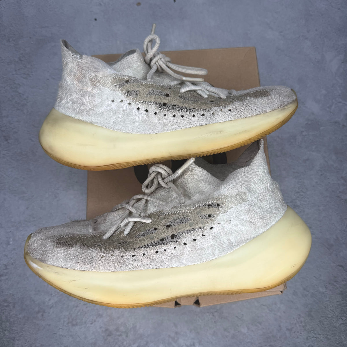 adidas Yeezy Boost 380 Calcite Glow *pre-owned* SIZE 10