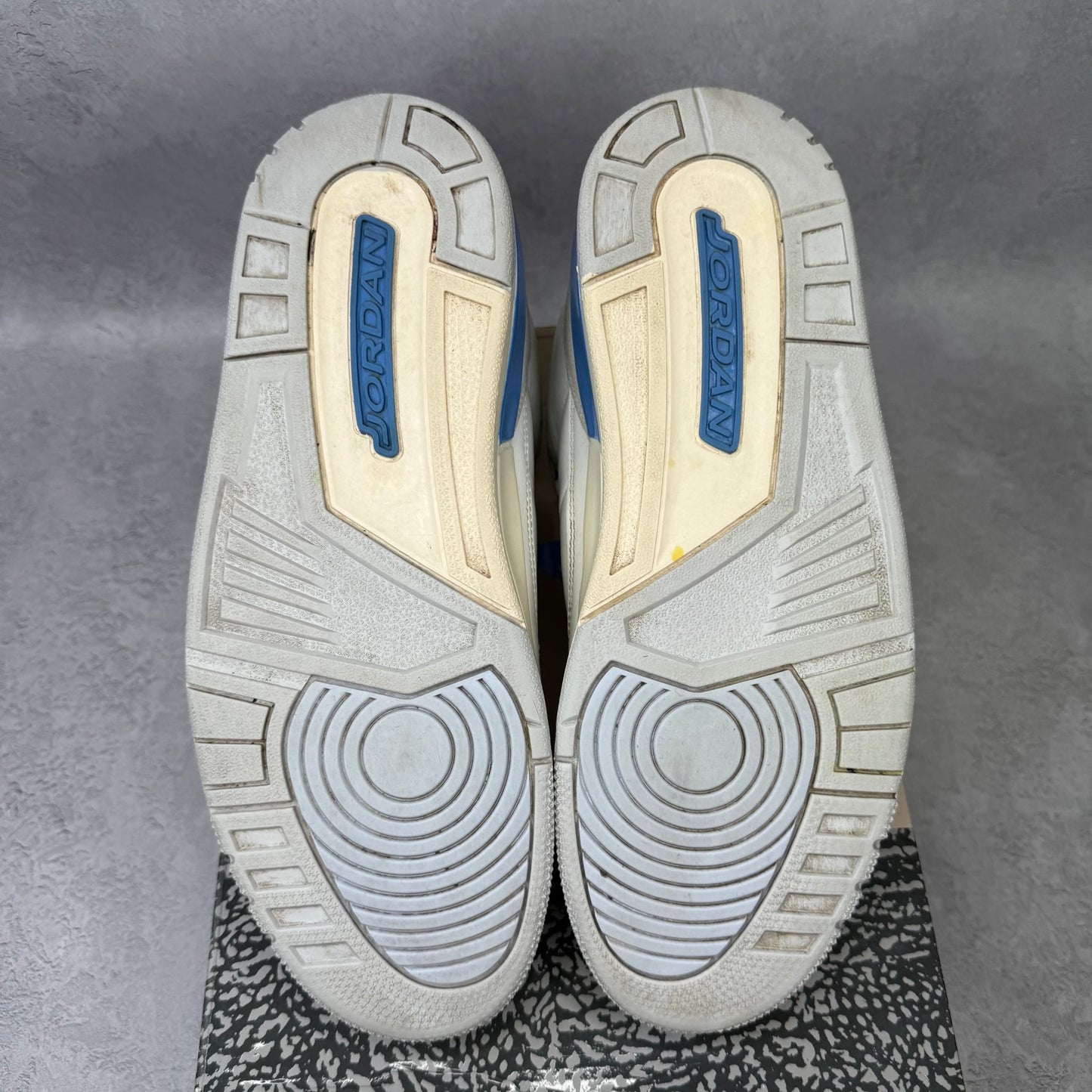 Jordan 3 Retro Lucky Shorts *pre - owned* SIZE 11 - Kicks Collective PA - Jordan - CT8532-101 - Men's Shoes - 11M/12.5W - Pre - Owned