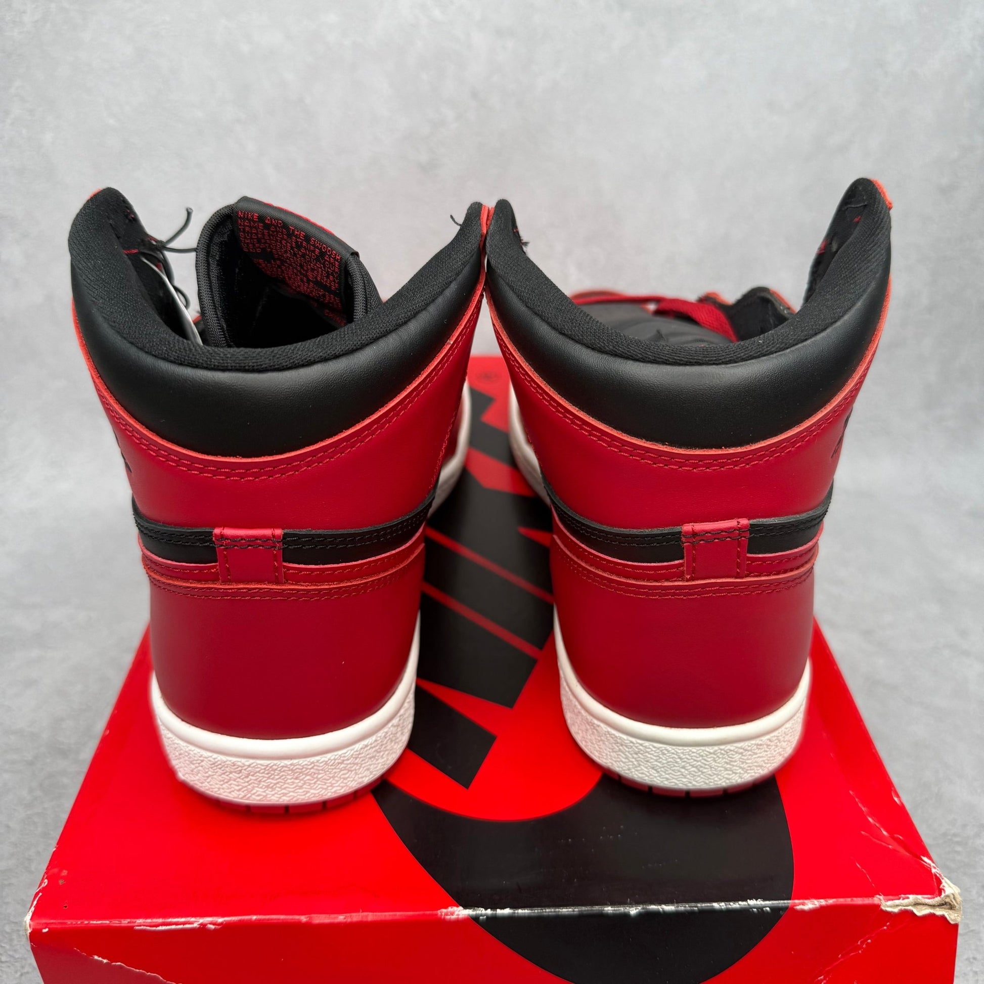 Jordan 1 Retro High '85 Varsity Red *pre - owned* SIZE 9.5 - Kicks Collective PA - Jordan - BQ4422-600 - Men's Shoes - 9.5M/11W - Pre - Owned - Original Box (Damaged)