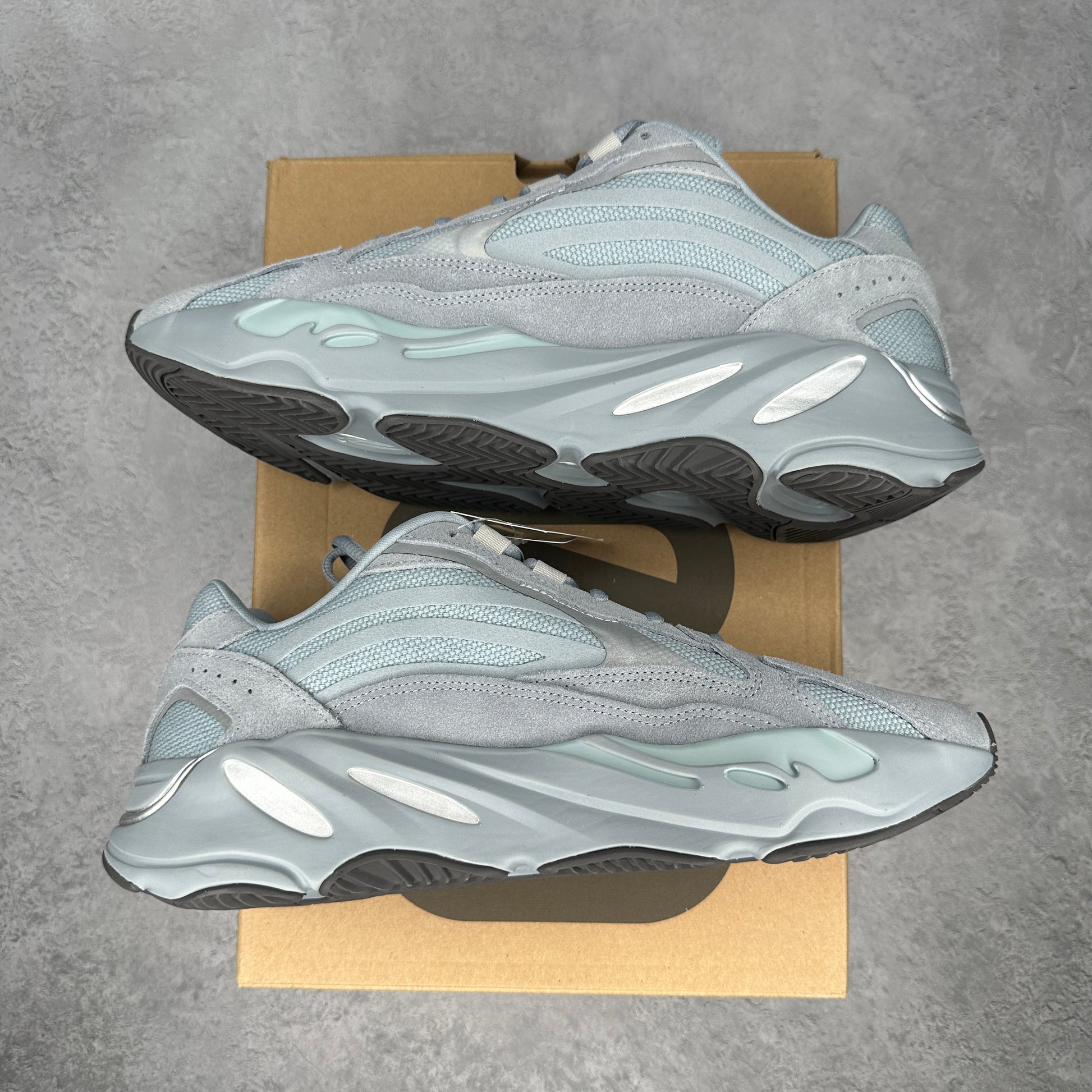 adidas Yeezy Boost 700 V2 Hospital Blue