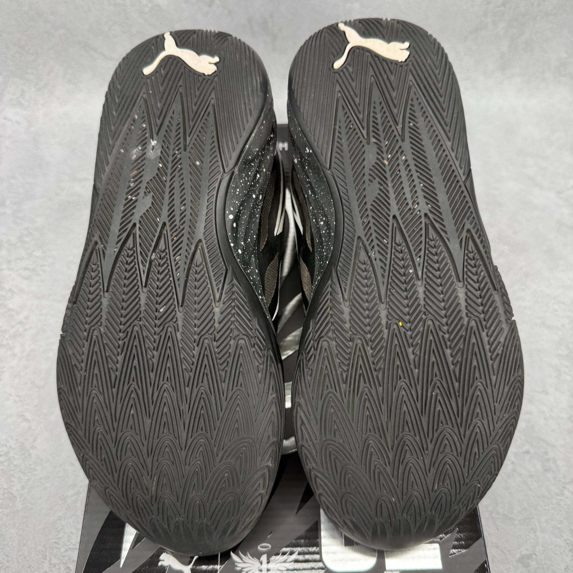 Puma LaMelo Ball MB.02 Oreo (GS) *pre-owned* SIZE 5.5Y